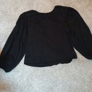 Puffy black sleeve dress shirt